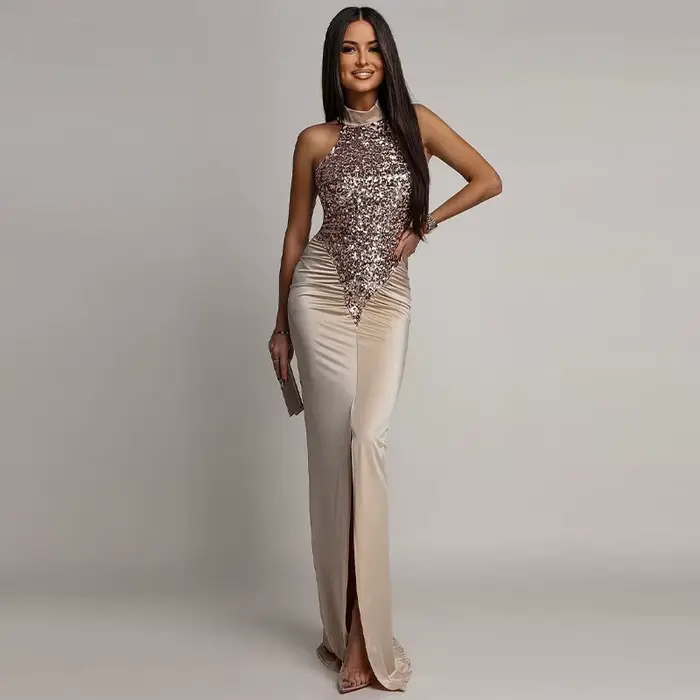 Robe en velours cloutée de diamants pour femmes