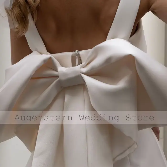 Robe de mariée courte, colonne