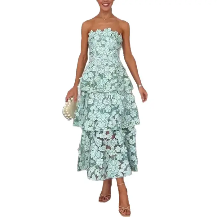 Robe midi élégante avec bordure en dentelle et bustier brodé pour femme, design floral 3D amincissant et tendance, pour diverses occasions spéciales