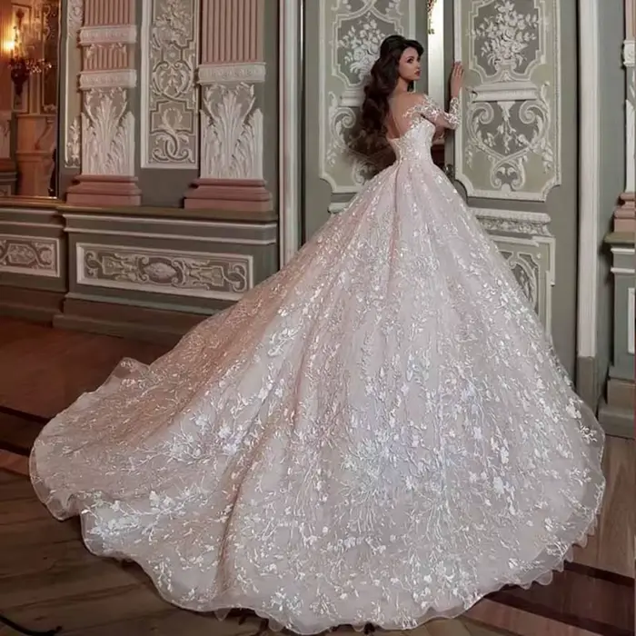 Robes de mariée princesse personnalisées pour femmes