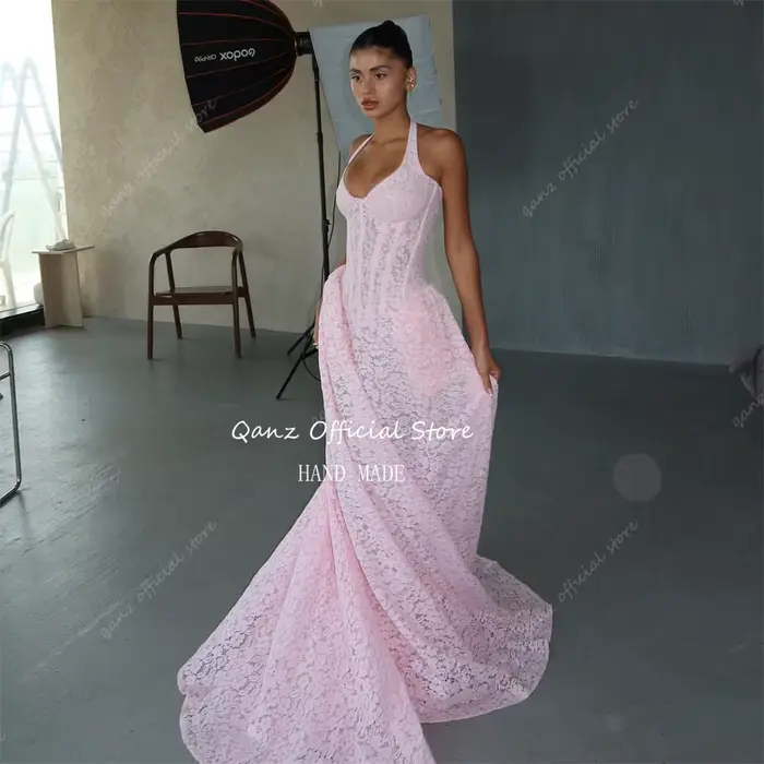 Qanz rose pleine dentelle Appliques Robes De Soirée élégant longue Train Pageant robe pour les femmes dos nu