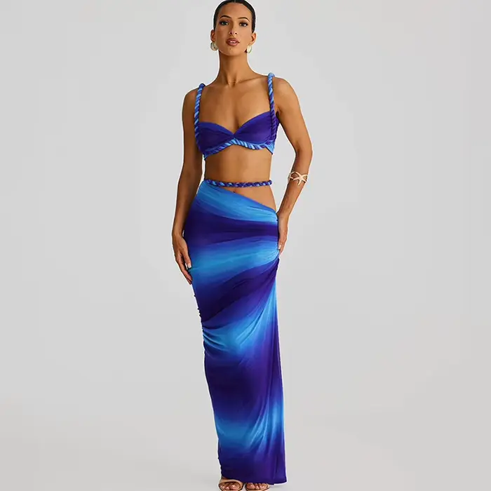 Île belle robe Ins fille épicée vent coeur Machine Sexy bord de mer vacances île haute fente portant ensemble deux pièces