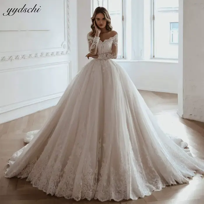 Robes de mariée de luxe 2026, couleur ivoire, coupe princesse, à manches longues, épaules dénudées, 