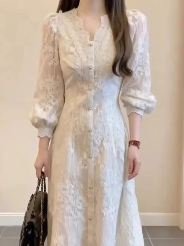 Robe en dentelle vintage pour femmes