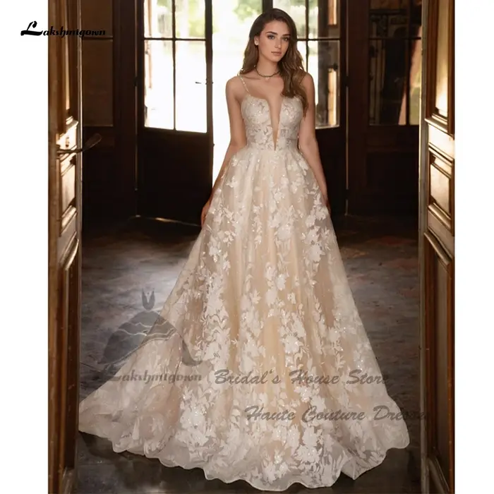 Robe de mariée bohème en dentelle champagne avec paillettes scintillantes col en V bretelles spaghetti pour femmes occasions spéciales romantique élégante