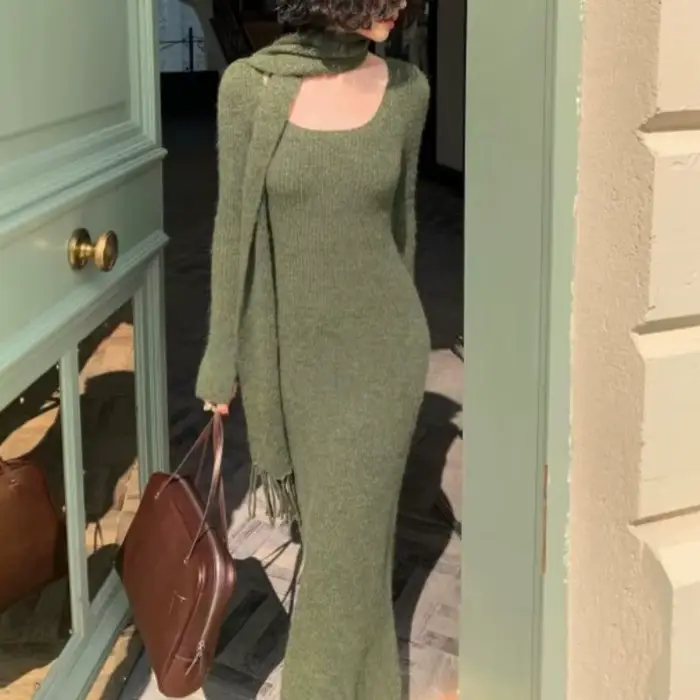 Robe pull tricotée gris pour femmes style décontracté automne hiver confortable élégante à offrir ocassions spéciales
