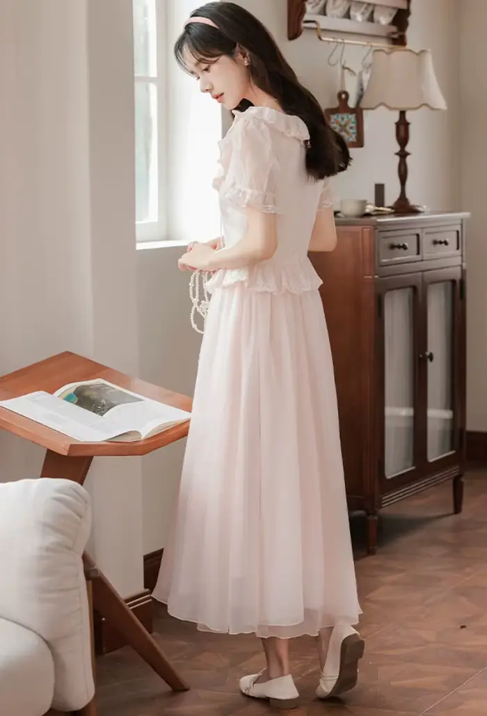 Robe de fée Lolita rose style français rétro tenue de princesse d'été en dentelle douce col à volants manches bouffantes pour femmes occasions spéciales