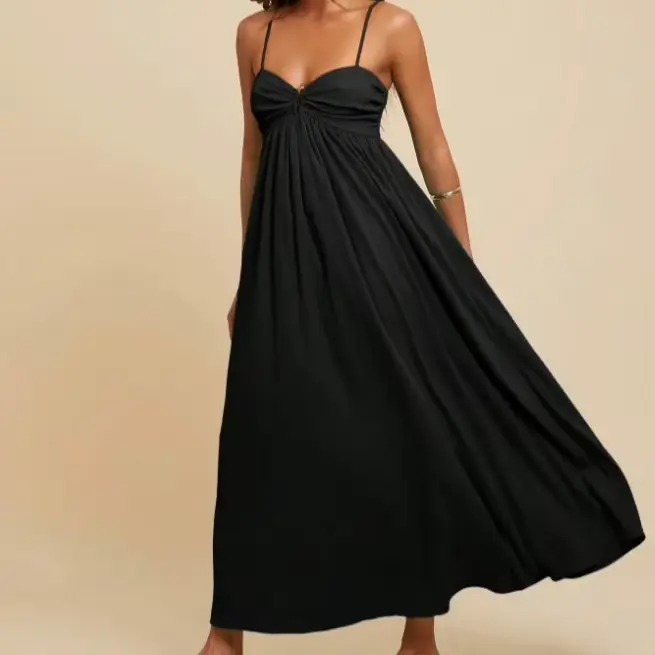 Robe de plage style bohème à bretelles sexy décolletée