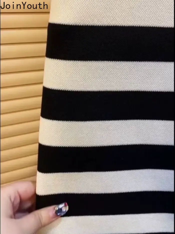 Robes rayées pour femmes