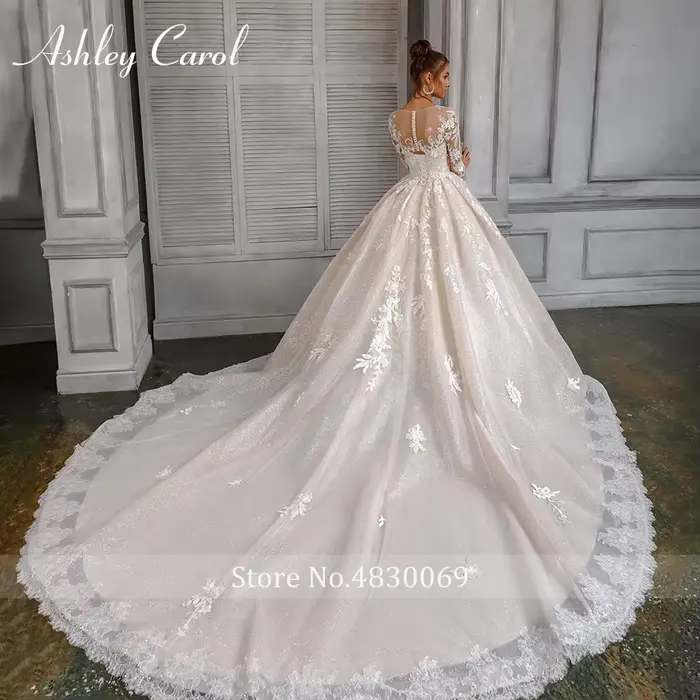 Robe de mariée princesse Ashley Carol à manches longues