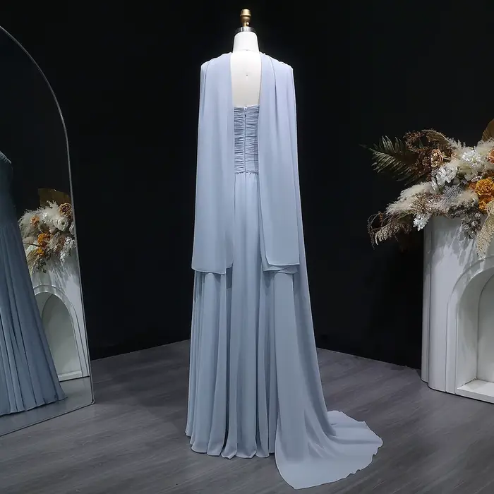 Robe de soirée trapèze en mousseline gris-bleu Sharon Said Dubai