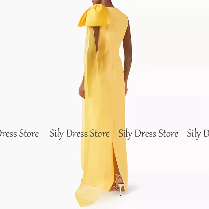 Robes de bal chics pour dames Jersey gaine/colonne robe de soirée formelle jaune col rond nœud drapé fendu sur mesure