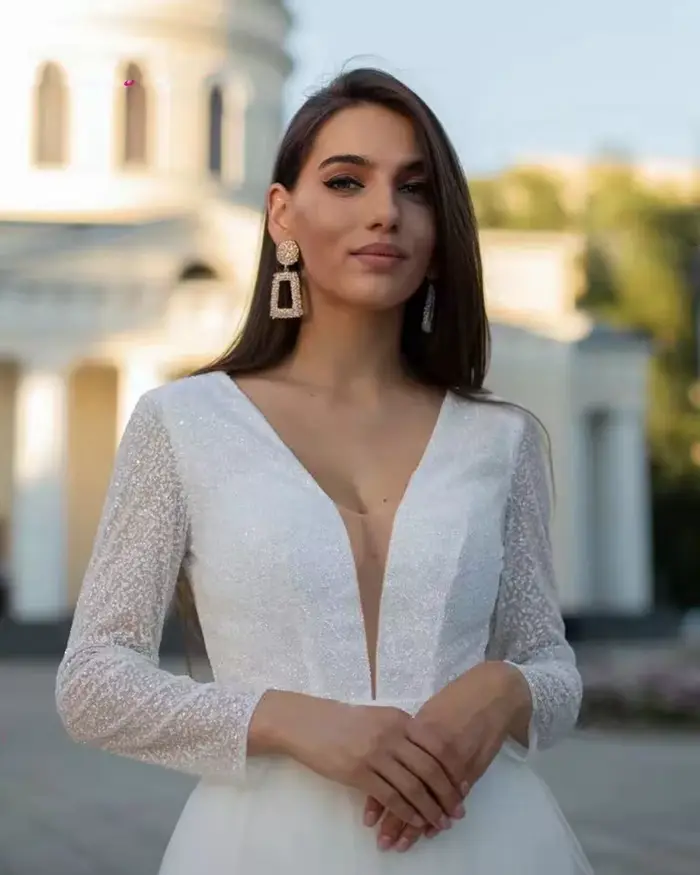 Robe de mariée bohème blanche 2026 à col en V