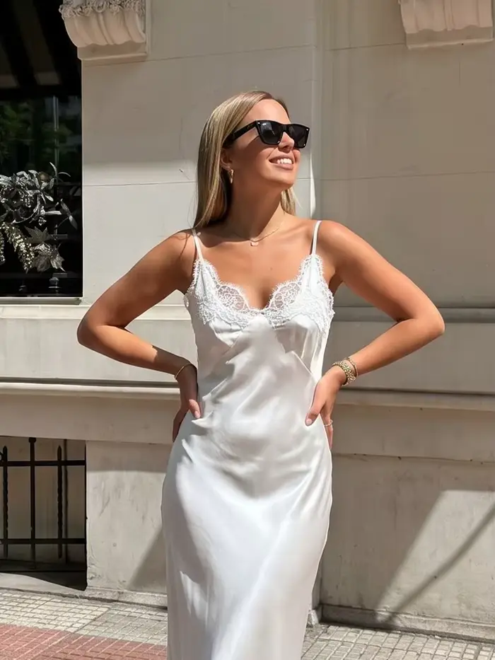 Robe longue élégante en satin pour femme HH