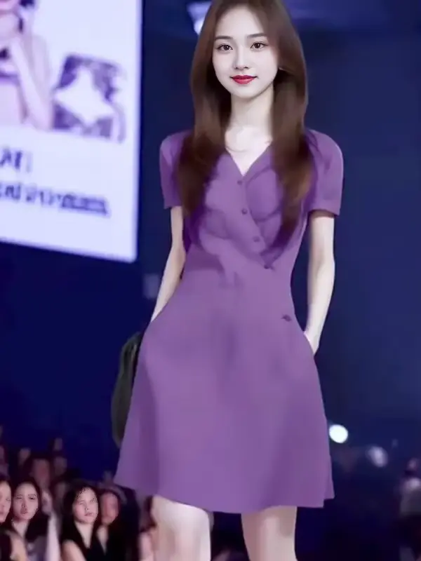 Robe à manches courtes pour femmes