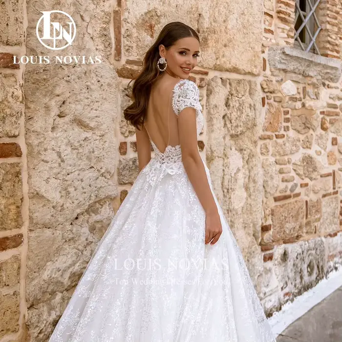 Modis-Robe de mariée A-ligne avec appliques en dentelle perlée délicate