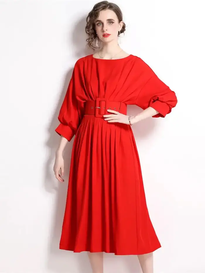 Robe mi-longue plissée pour femmes