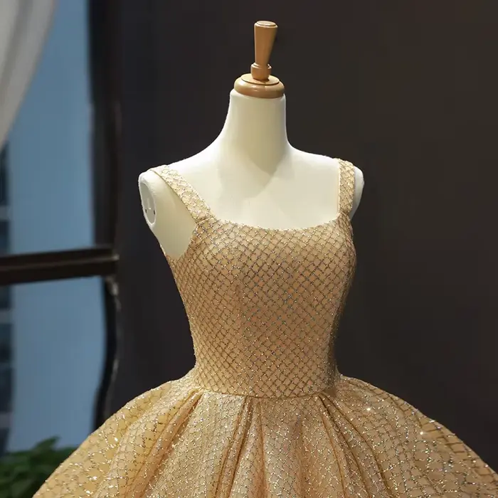 Robe de mariée à bretelles