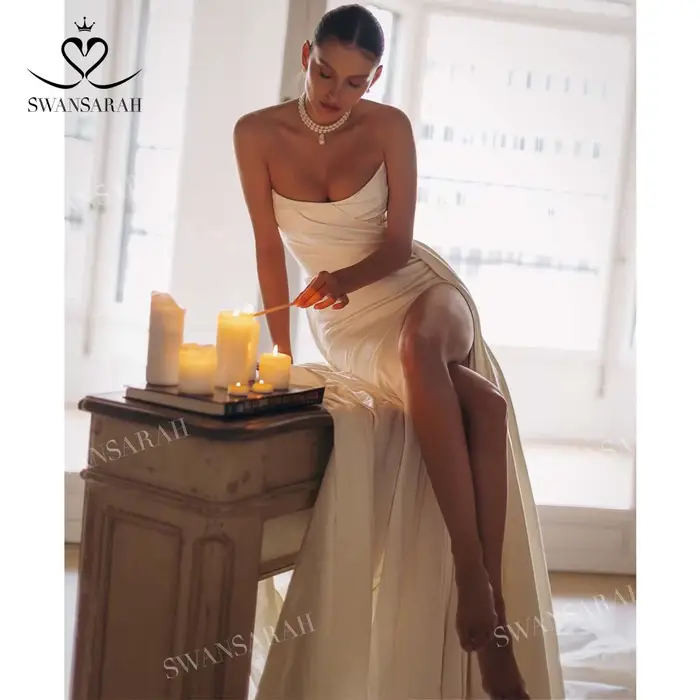 Robe de mariée sirène en satin 2 en 1