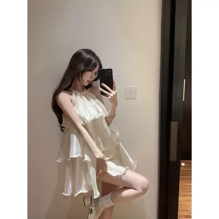 Femme robe élégante douce sans manches volants maille ample été nouveau gâteau Mini robes solide Sexy
