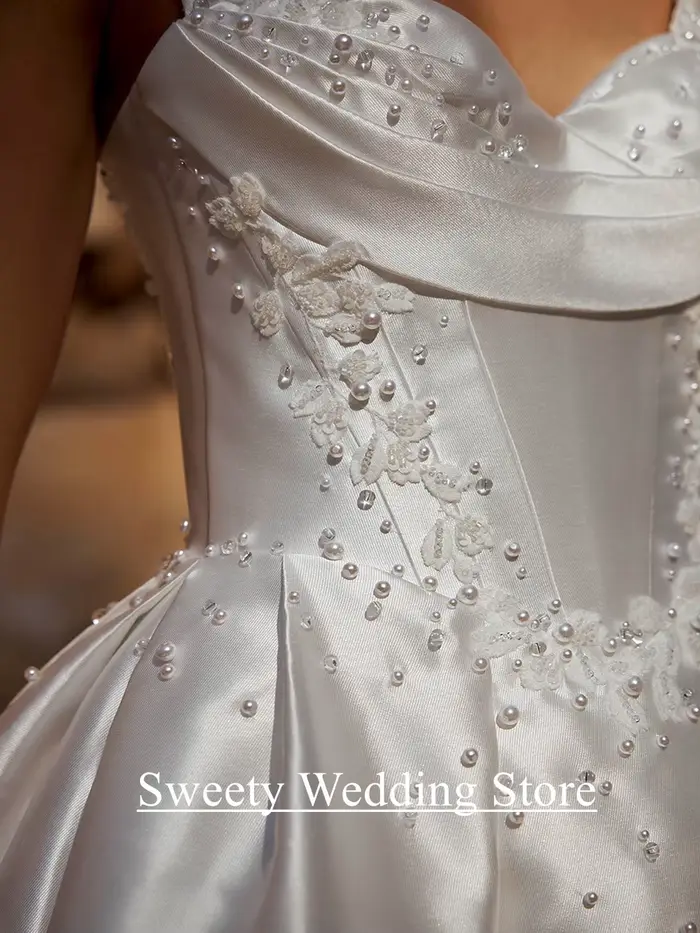 Robe de mariée arabe col en V personnalisée moderne pour femmes avec perles en fibre train de balayage occassions spéciales