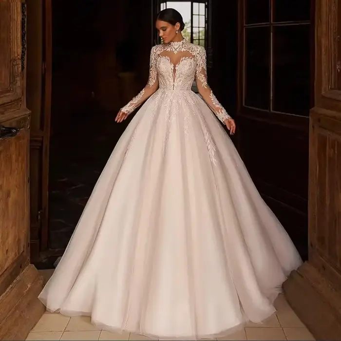 Nouvelle Robe de Mariée Longue en Dentelle, Style Palais, Coupe Ajustée, Col Montant, Travaux de Cou