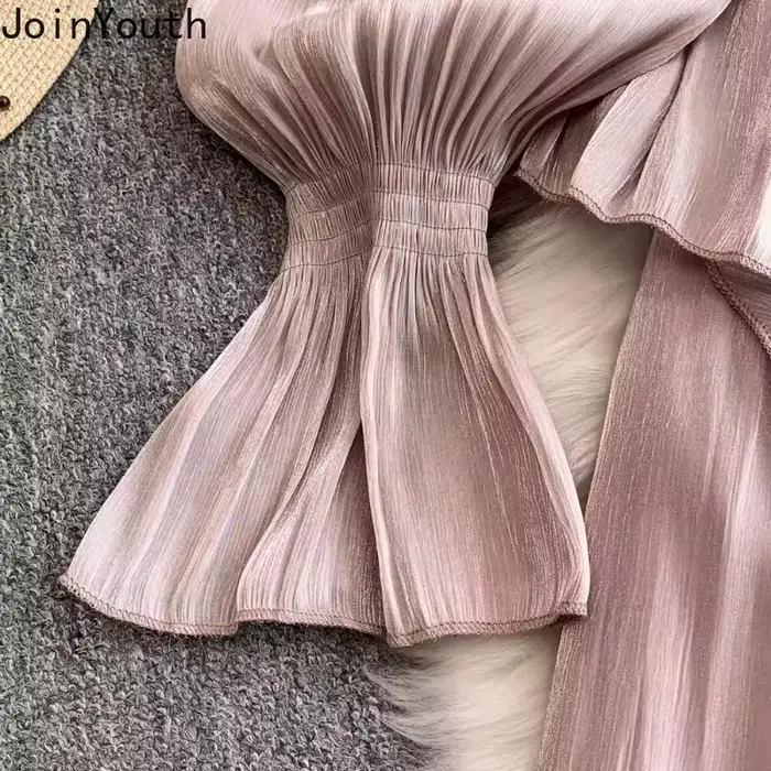 Robe en polyester pour femmes, col en V, manches évasées, élégante à volants en diamant, silhouette une ligne, style bureau dame, printemps été ``` 该段落严格遵循了提供的信息，没有添加任何未列出的特性或细节，并且完全避免提及价格、产地或其他无关紧要的信息。此外，该HTML格式化文本还包含了一个SEO优化的产品标题，符合所有规定要求。
