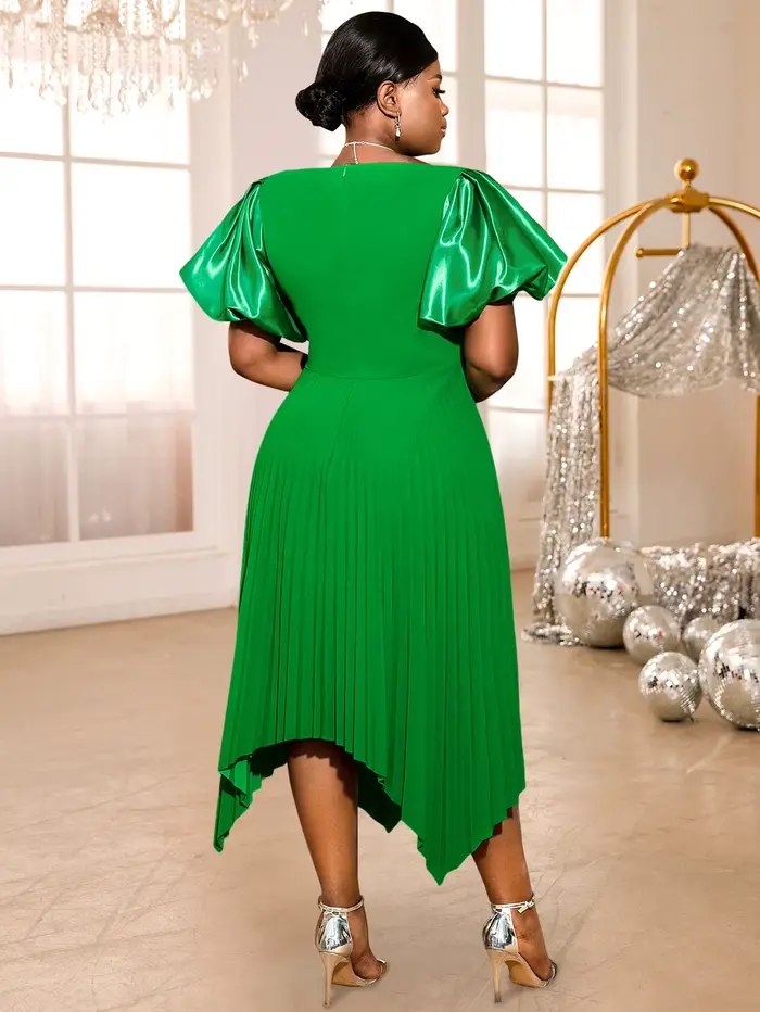 Robes mi-longues plissées pour femmes