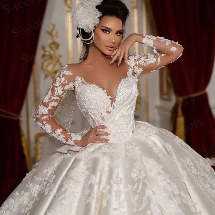 Robe de Mariée en Satin Vintage avec Dentelle Brodée, Col Rond, Manches Longues, Robe Princesse Élégante à Offrir pour Femmes Occasions Spéciales