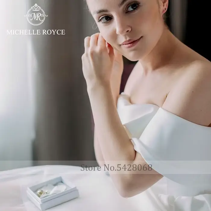 Robe de mariée Michelle Royce a-ligne moderne col bateau sans manches train de chapelle élégante pour femmes occasions spéciales