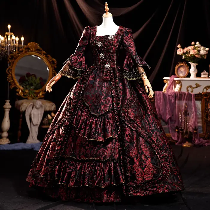 Robe de période historique baroque rococo rose Marie Antoinette robes