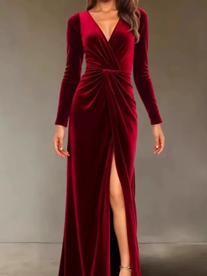 Robe de soirée en velours pour femme coupe régulière en A col V et manches longues pour occasion élégante