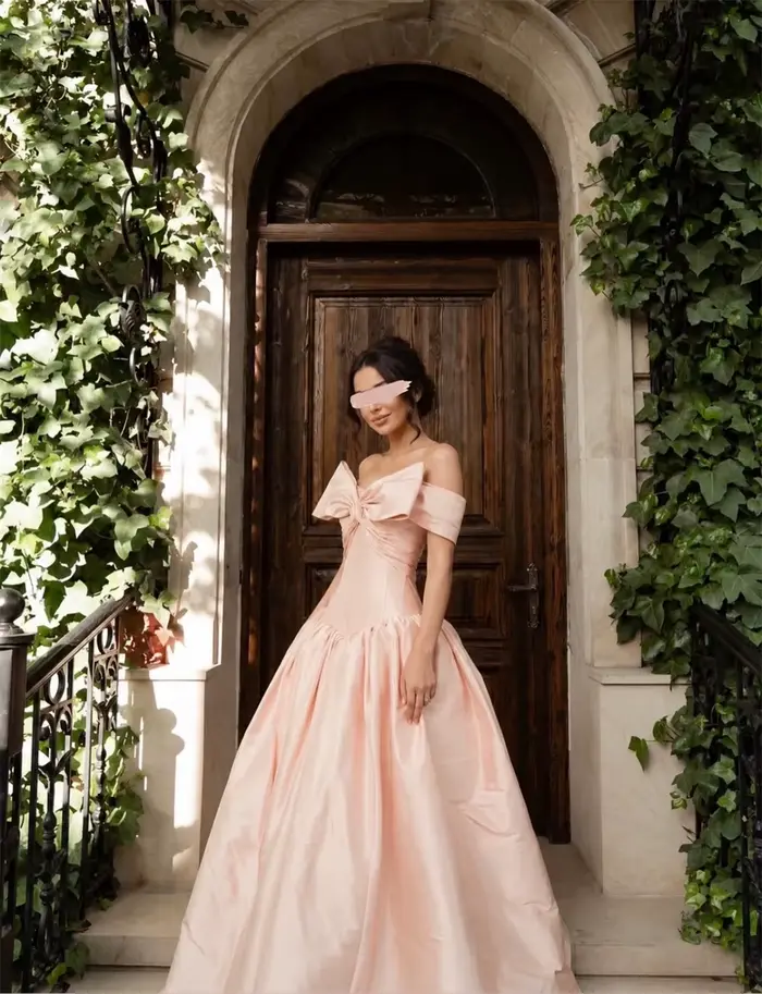 Robe de Mariée Bella en Soie Satinée Coupe Trapèze Rose Poudré pour Femmes Occasions Spéciales Soirées Gala Cérémonies Remise Diplômes