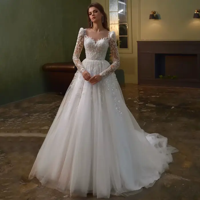 Robe de mariée scintillante pour femmes