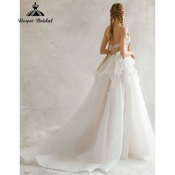 Robe de mariée bohème en organza et mousseline ornée de perles sans bretelles style bohème sur mesure pour femmes occasions spéciales