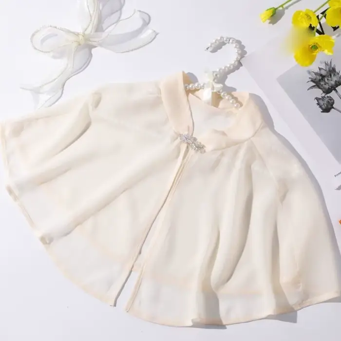 Robe de mariée en polyester multifonctionnelle avec châle transparent pour femmes, idéale pour mariages, soirées et autres occasions spéciales
