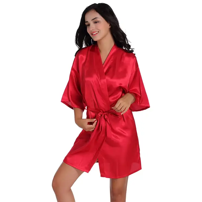 Robe courte en satin soyeux pur pour femmes