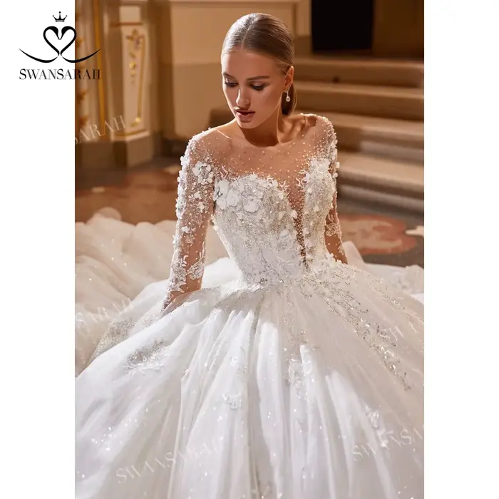 Robe de mariée de luxe perlée 2026 à manches longues avec appliques en dentelle