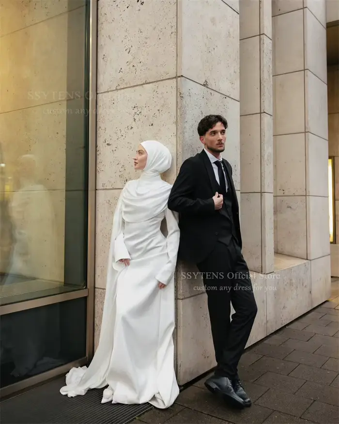 Robes de mariée musulmanes blanches modestes SSYTENS avec cape