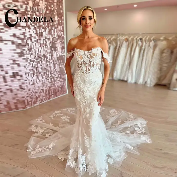 CHANDELA glamour chérie robe de mariée hors de l'épaule sans manches trompette dentelle Appliques fermeture éclair Train Royal personnalisé