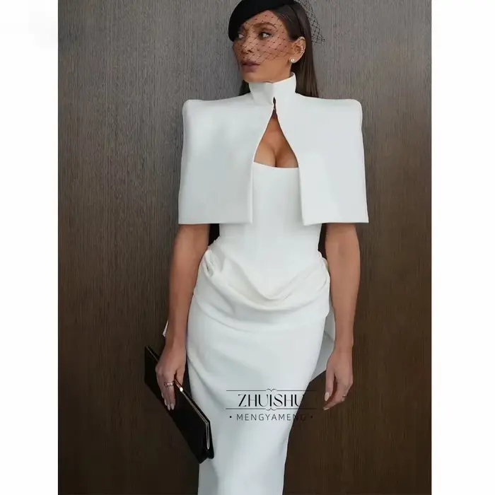 Robe de soirée vintage pour invité de mariage avec cape