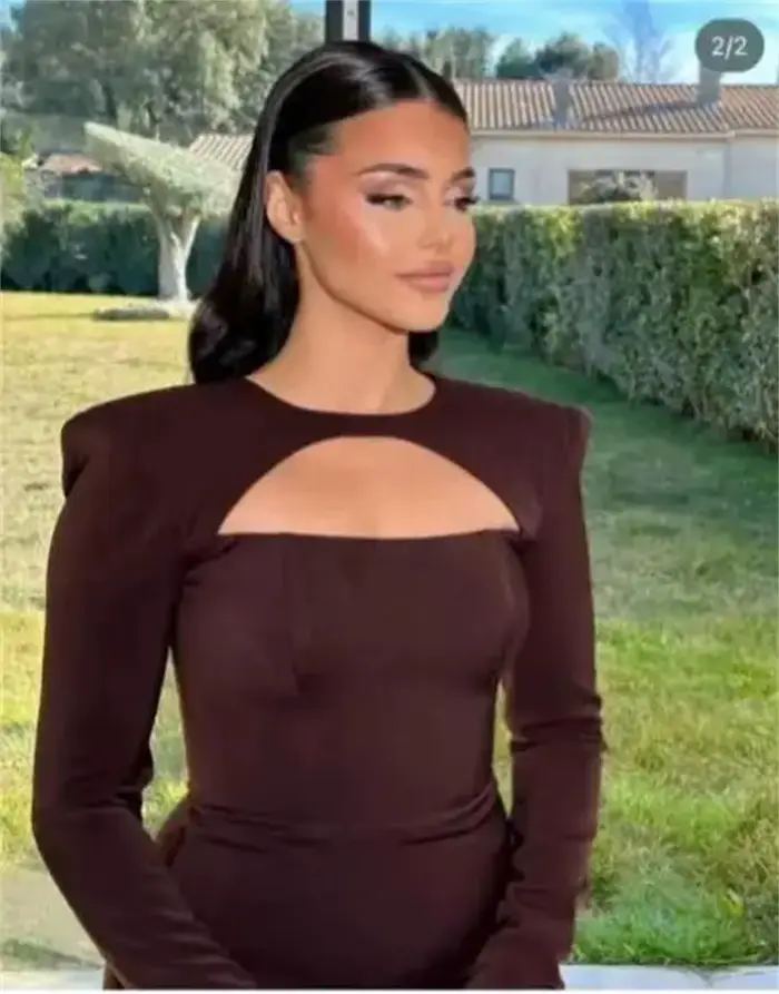 Robe de soirée élégante en polyester avec dentelle pour femmes, silhouette sirène, col rond, longue, pour occasions spéciales