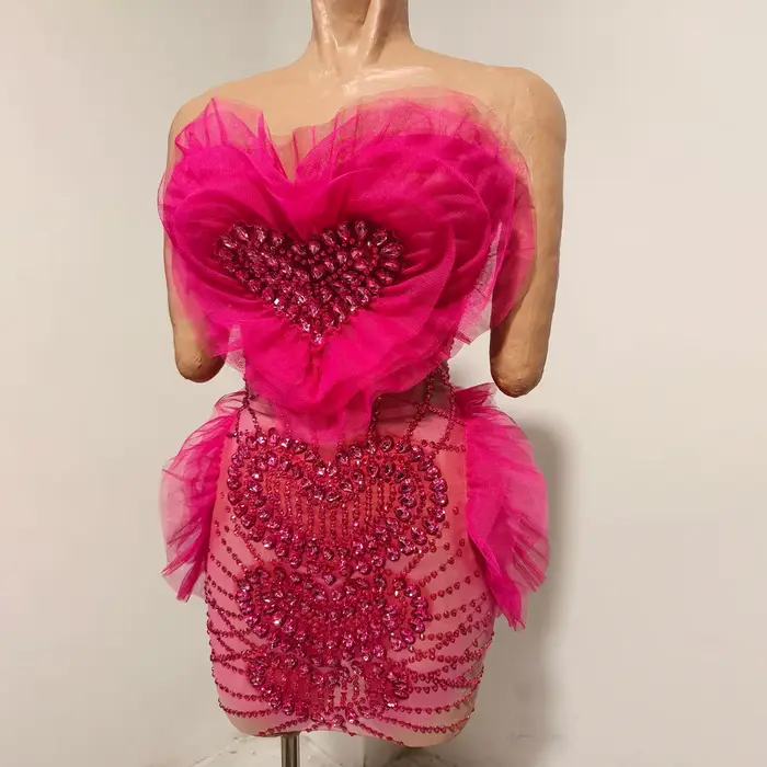 Nouvelle robe mini rose sexy 3D à volants en forme de cœur