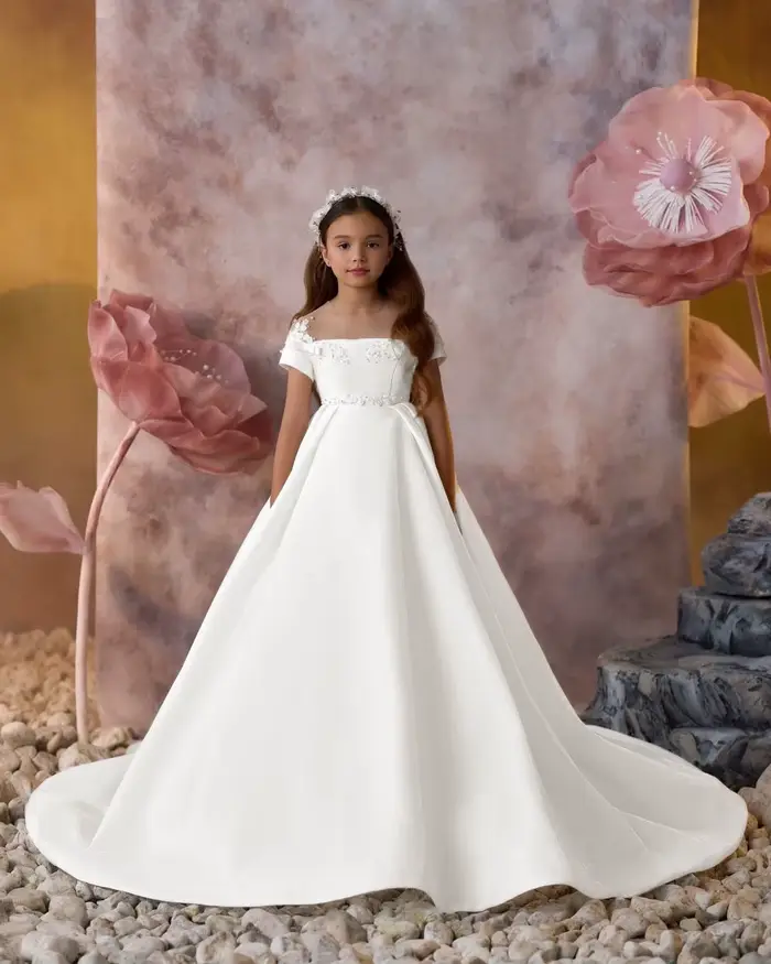 Robes de fille de fleur blanche pour mariage longueur de plancher en satin filles bébé fille robe de