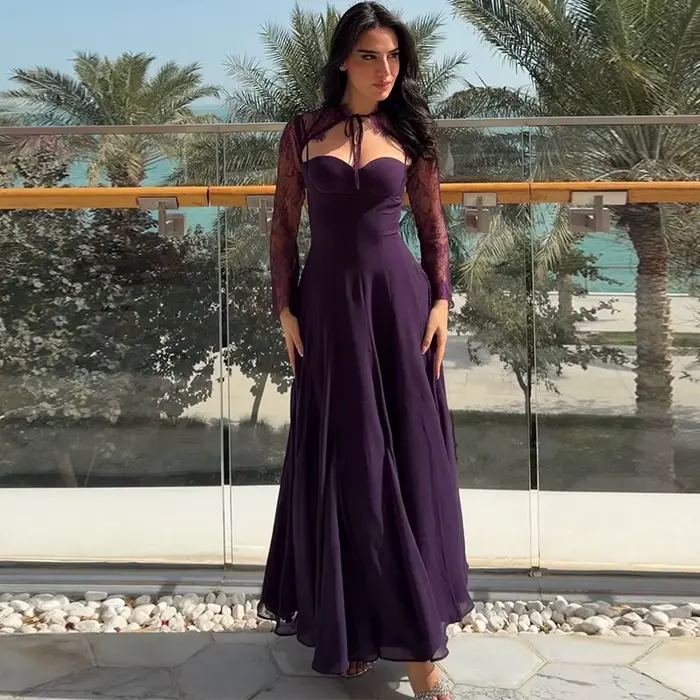 Robe de soirée élégante en mousseline de soie violette