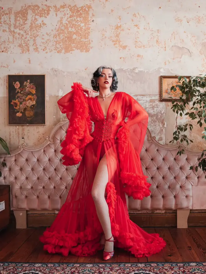 Robe de soirée chic à volants pour femmes, col en V, manches longues, transparente, personnalisable pour soirées officielles et cérémonies de maternité