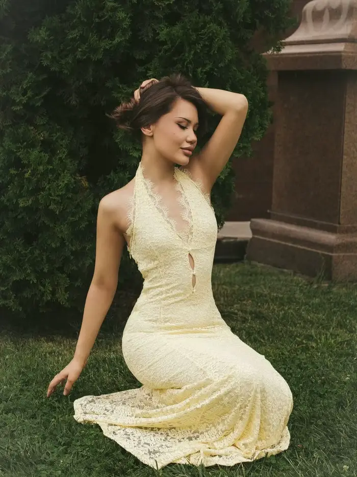 Robe longue sirène personnalisée jaune pâle