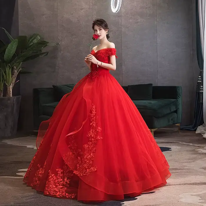 Robe de bal princesse romantique rouge