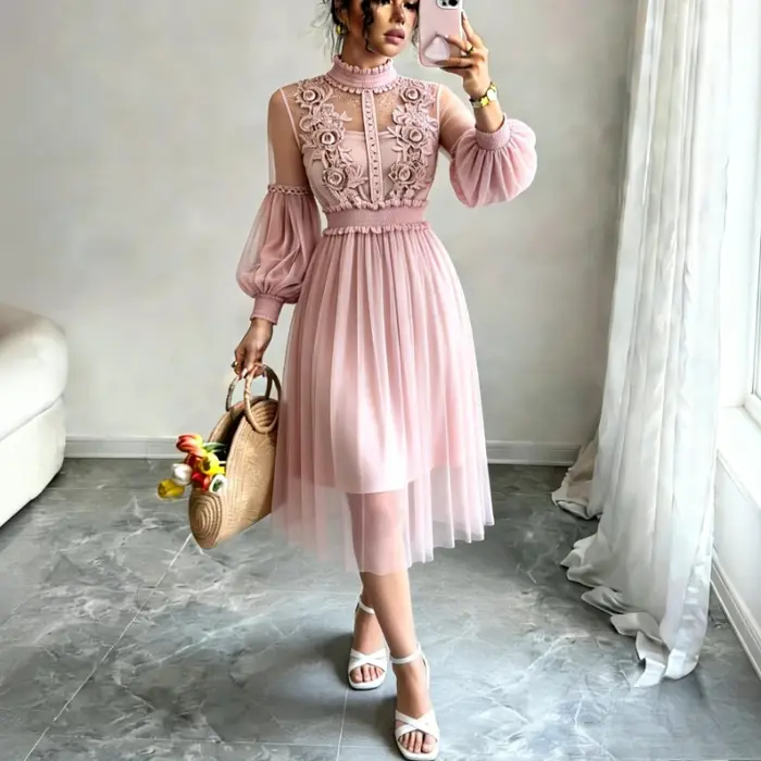 Robe midi en tulle rose poudré pour femme