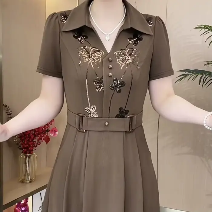 Femmes Style occidental robe été printemps nouvelle mode haut de gamme paillettes longues robes mère d'âge moyen